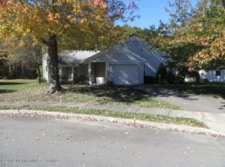 9 Norwick Ct, Forked River, NJ 08731