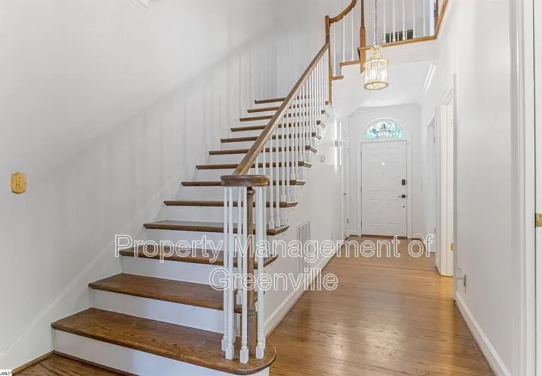 110 Kilkenney Ct — Photo 25