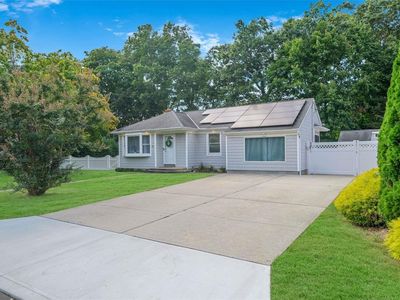 84 Mayfair Road, Nesconset, NY, 11767