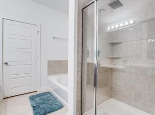 1905 Ranch Trail Rd, Aubrey, TX 76227