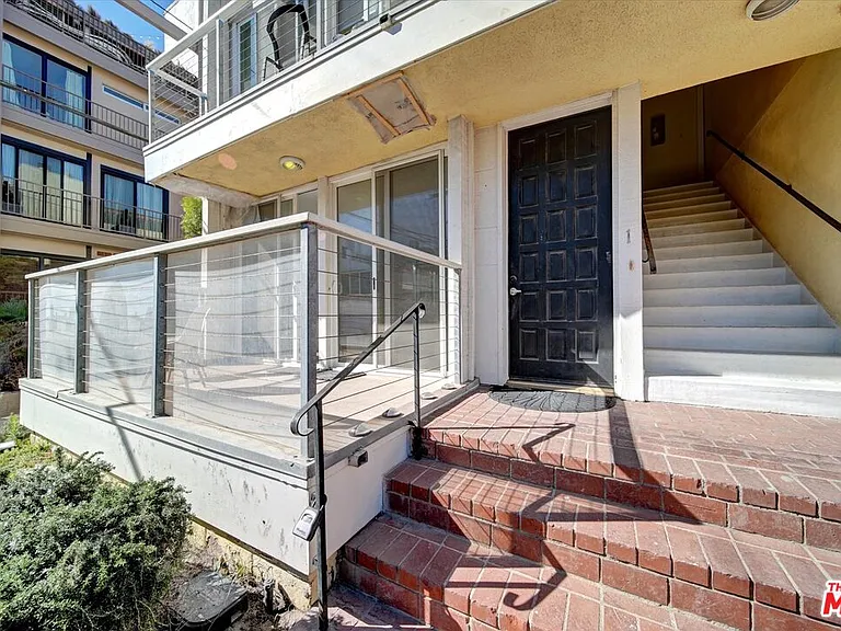 15 Spinnaker St #101 — Photo 3