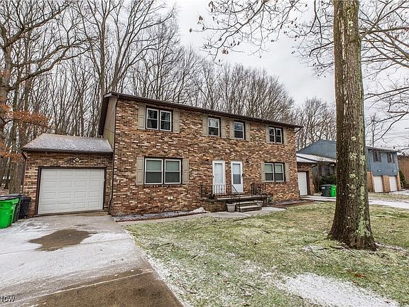 3rd image of 3341 Hiwood Ave #3345