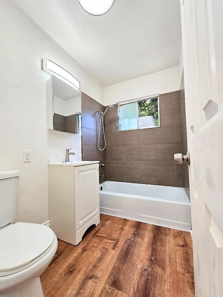 Studio, 556 sqft, $1,795 — Photo 4