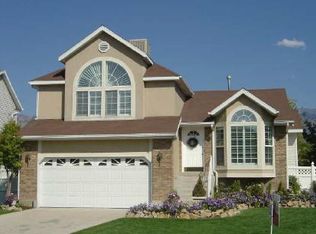 7557 S Sandy Woods Ln, Midvale, UT 84047