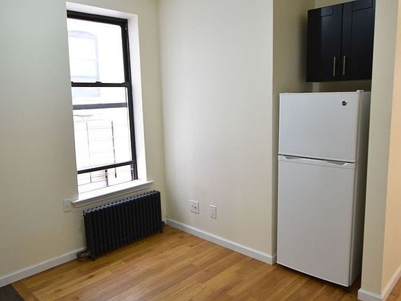 3rd image of 512 W 136th St APT 3B