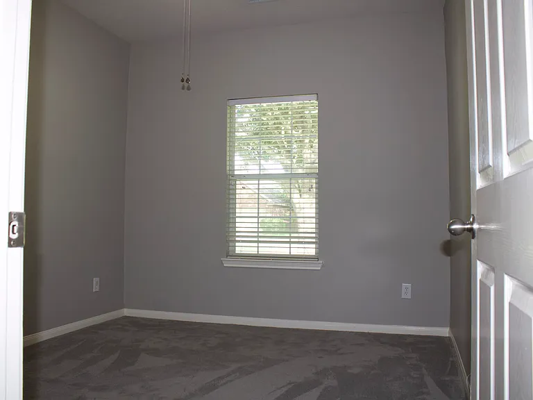 1st front bed room