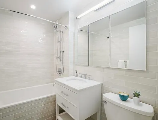 Rented by Douglas Elliman | media 14