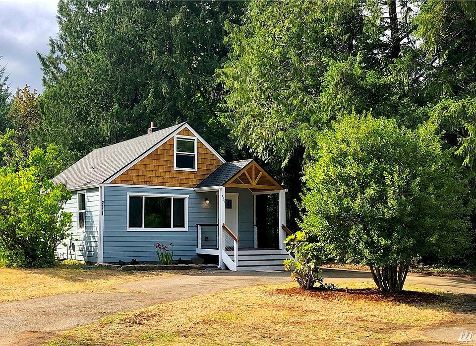 1st image of 2431 Northlake Way NW