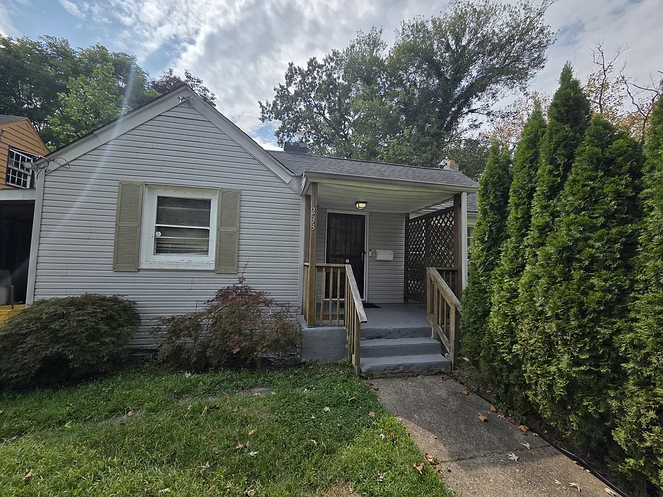 233 Clearfield Ave