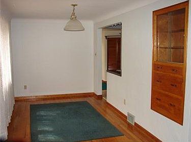 2nd image of 534 Hickory Dr