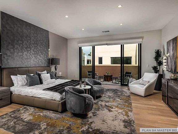5th image of 358 W Green St #412