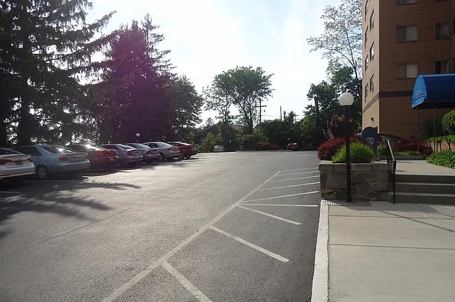 2 bed, 1092 sqft, $1,645 — Photo 3