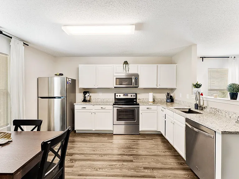 2120 Shawnee Trl — Photo 8