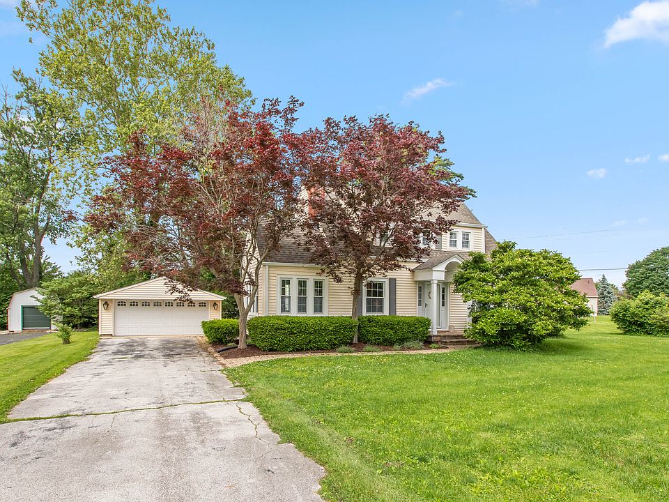 1st image of 312 Orchard Ln