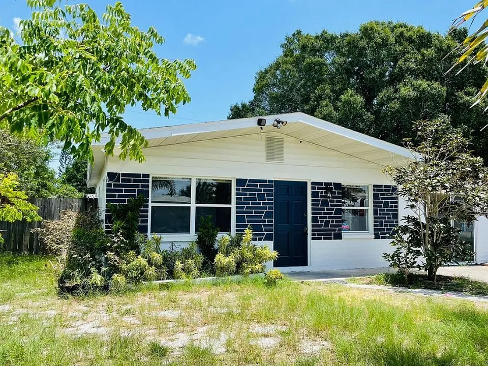 2506 Boyd Ave