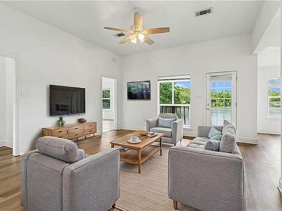 4th image of 56327 Frank Pichon Rd