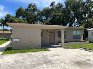 2315 Jackson St, Hollywood, FL 33020