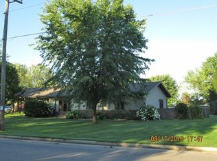 410 S Main St, Loyal, WI 54446