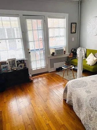 Studio, 500 sqft, $1,350 — Photo 2