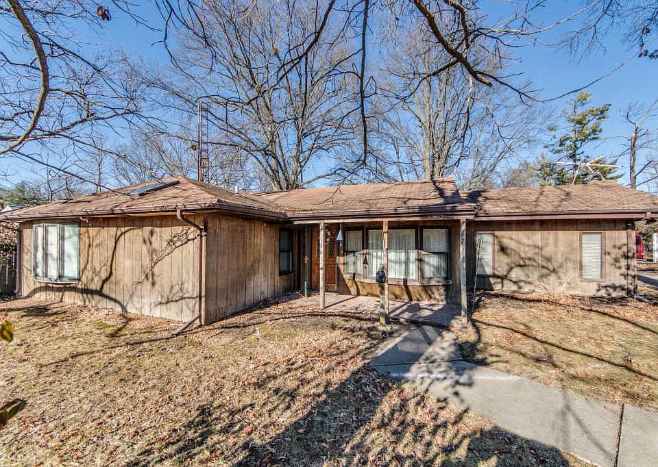 1st image of 673 Westchester Ct