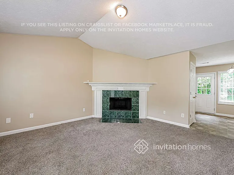 2709 Glendale Dr — Photo 3