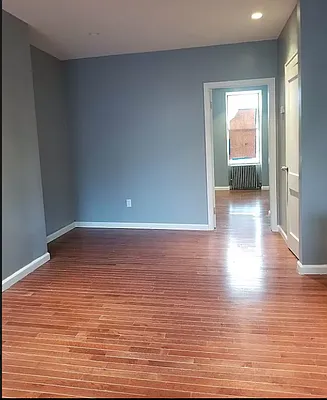 Rented by Dyer Estate Mgmt | media 22