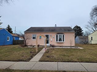 4440 S Pennsylvania Ave, Saint Francis, WI 53235