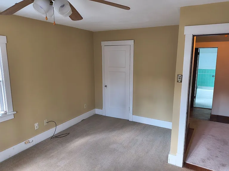 272 Dixon Ave — Photo 22