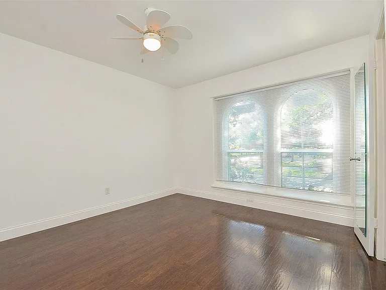 710 S Fry Rd — Photo 38