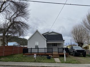 158 NE Dayton St, John Day, OR 97845