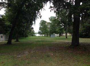 129 Lakeview Drive, Eutawville, SC 29048