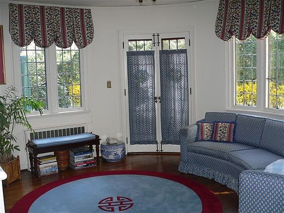 4th image of 54 Church Ln