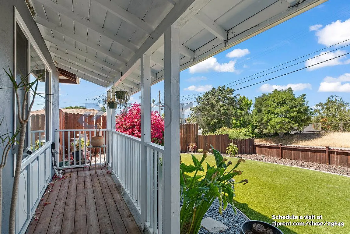 3 bed, 1188 sqft, $3,650 — Photo 4