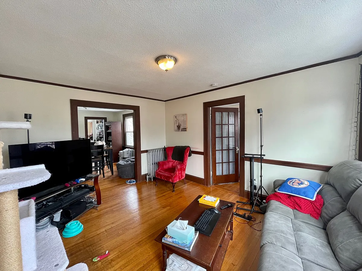 Photo 1 of 12 - 58 Brock St #1 - Brighton, MA Primary Photo - 58 Brock St #1