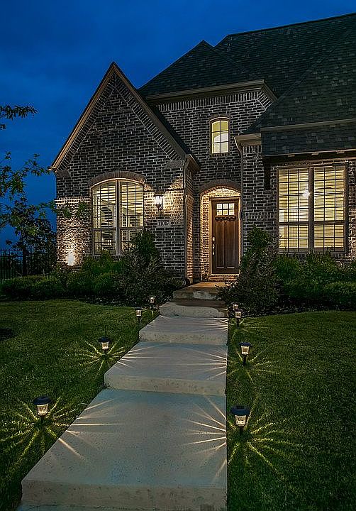 1st image of 11017 Longleaf Ln