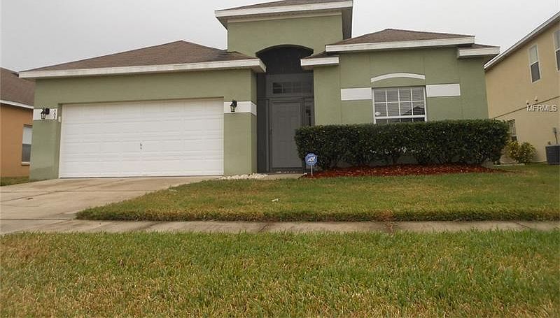 1st image of 733 Hacienda Cir