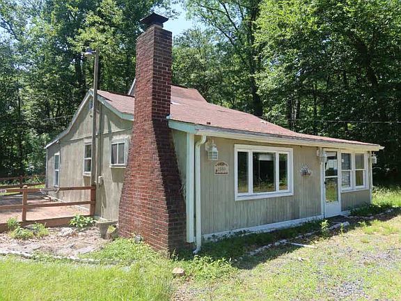 3rd image of 1350 Church Rd