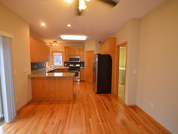 5th image of 1745 119th Ave NE