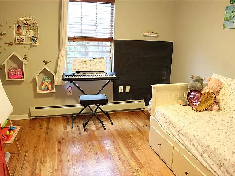 134 Morris St #2 — Photo 9
