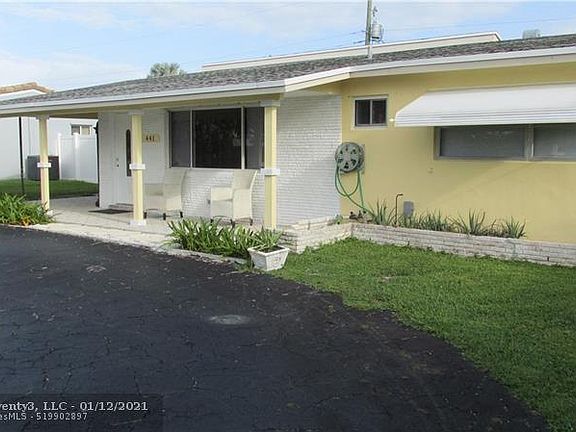 2nd image of 441 SE 3rd Ct