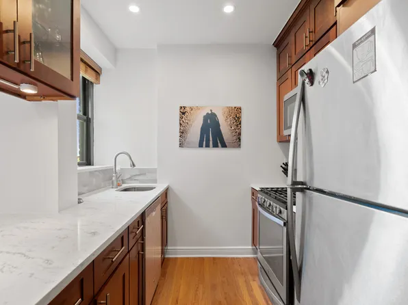 78-10 34th Avenue 6A image 3 of 14