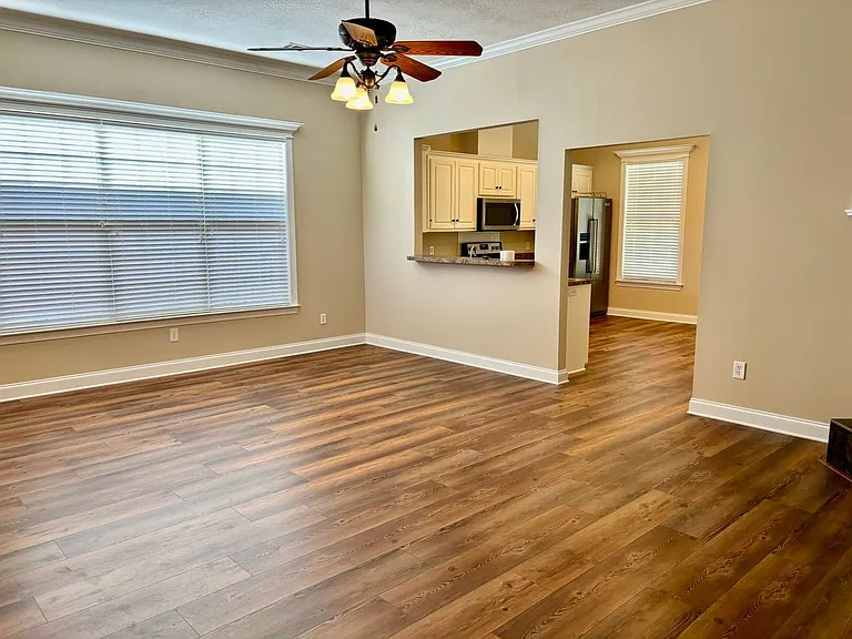 2508 Grier Cir — Photo 11