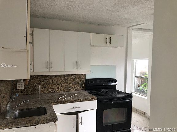 2nd image of 2470 NW 28th St #2472