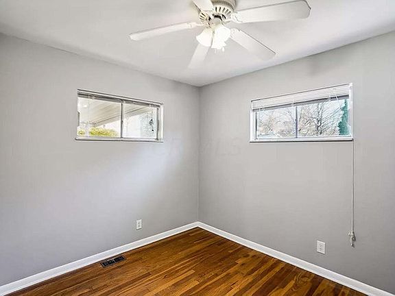 4th image of 3180 Calumet St