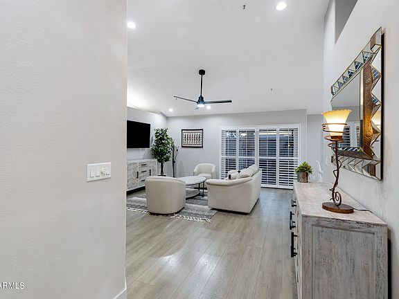 5th image of 10521 E CINNABAR Avenue