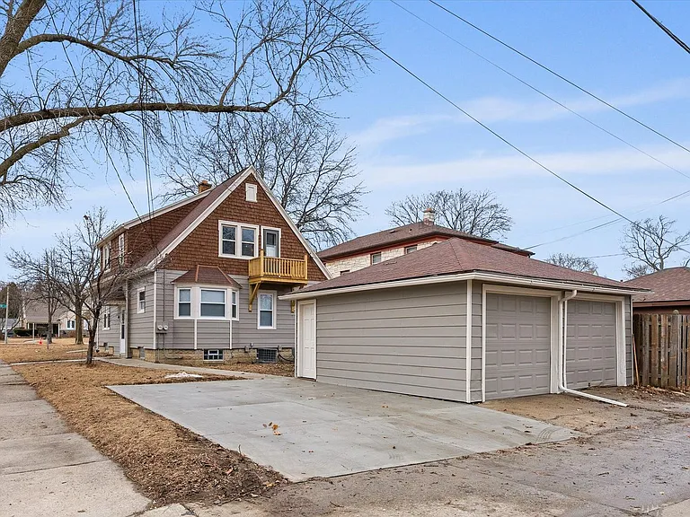 3702 N 51st Blvd — Photo 8