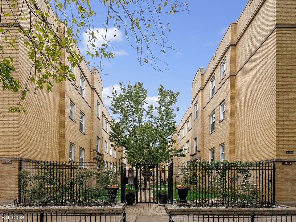 1st image of 1332 W Estes Ave APT 3S
