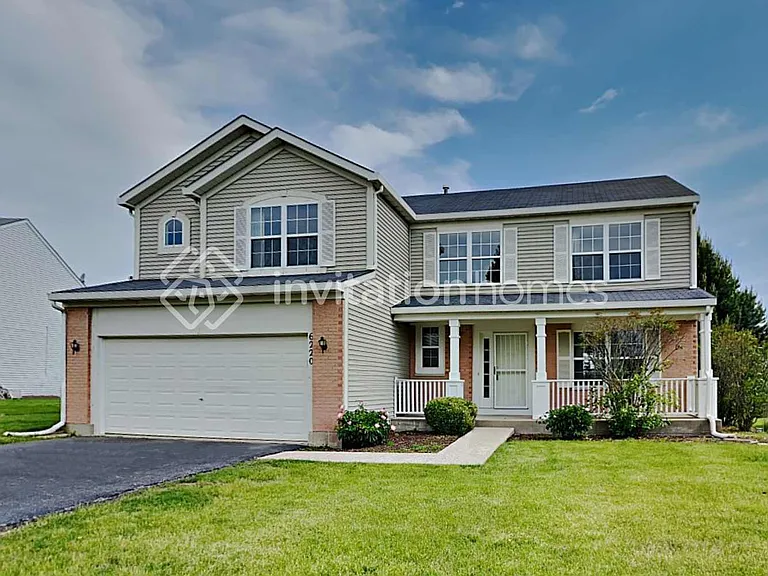 6220 Pond View Dr — Photo 1