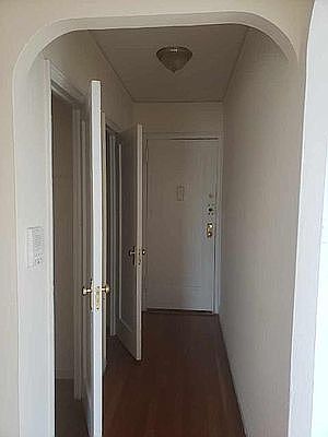 5th image of 110 Post Ave APT 610
