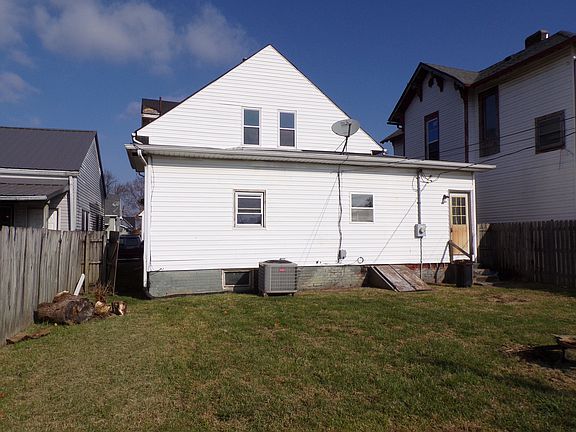3rd image of 109 2nd St